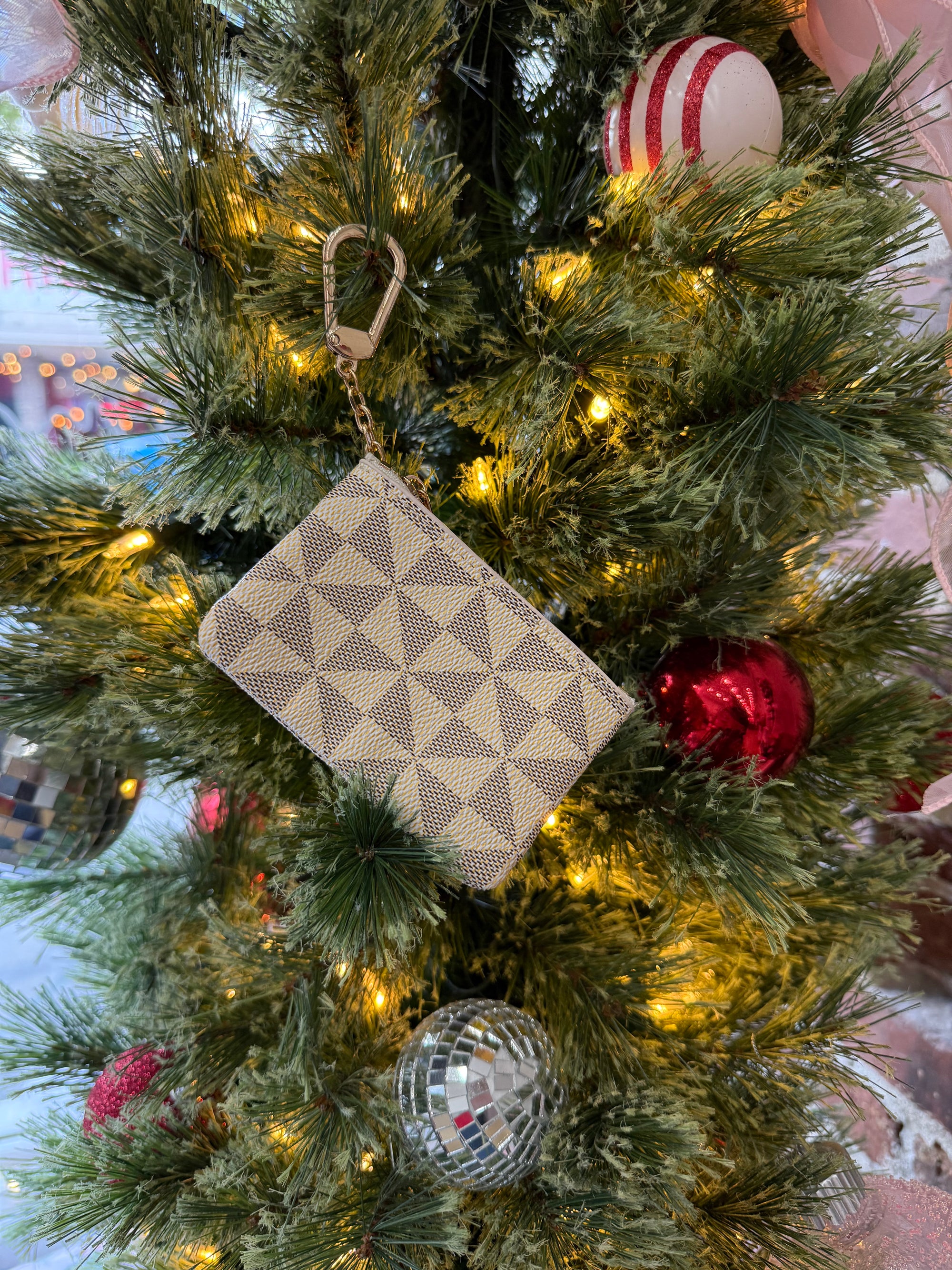 DOORBUSTER - Checkered Keychain Card Holder - Ivory