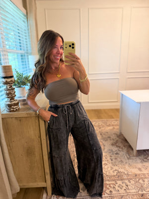 Mason Mineral Washed Tiered Wide Leg Pants - Black