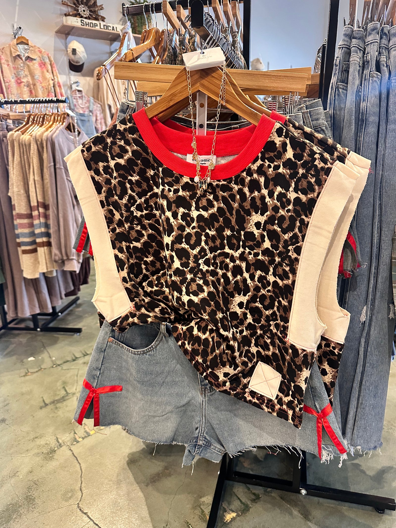 Aurora Boxy Leopard Block Top
