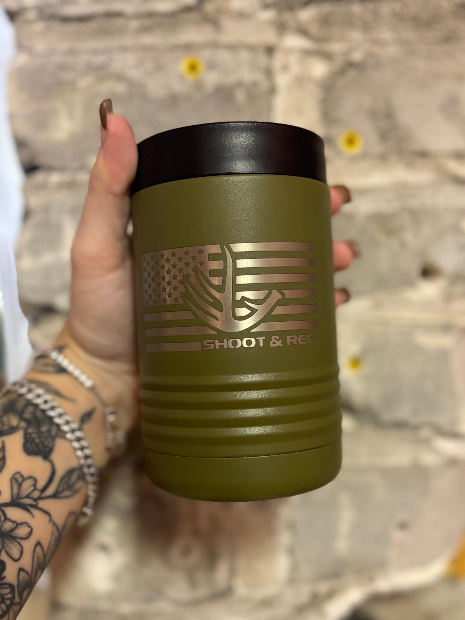 Shoot & Reel Can Holder - Antler Flag