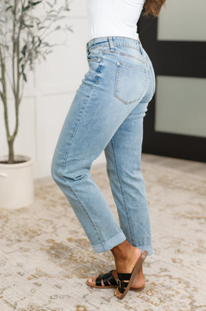 Cheyenne V-Front Cool Denim Boyfriend Jeans