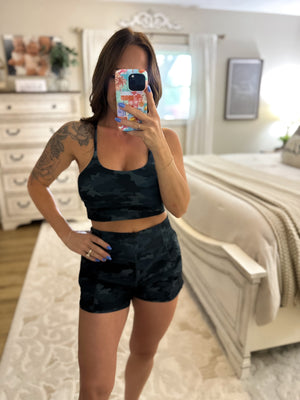 Local Girl Vista Shorts - Multi Camo