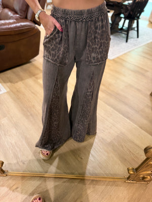 Lexi Mineral Washed Leopard Flare Pants - Cocoa