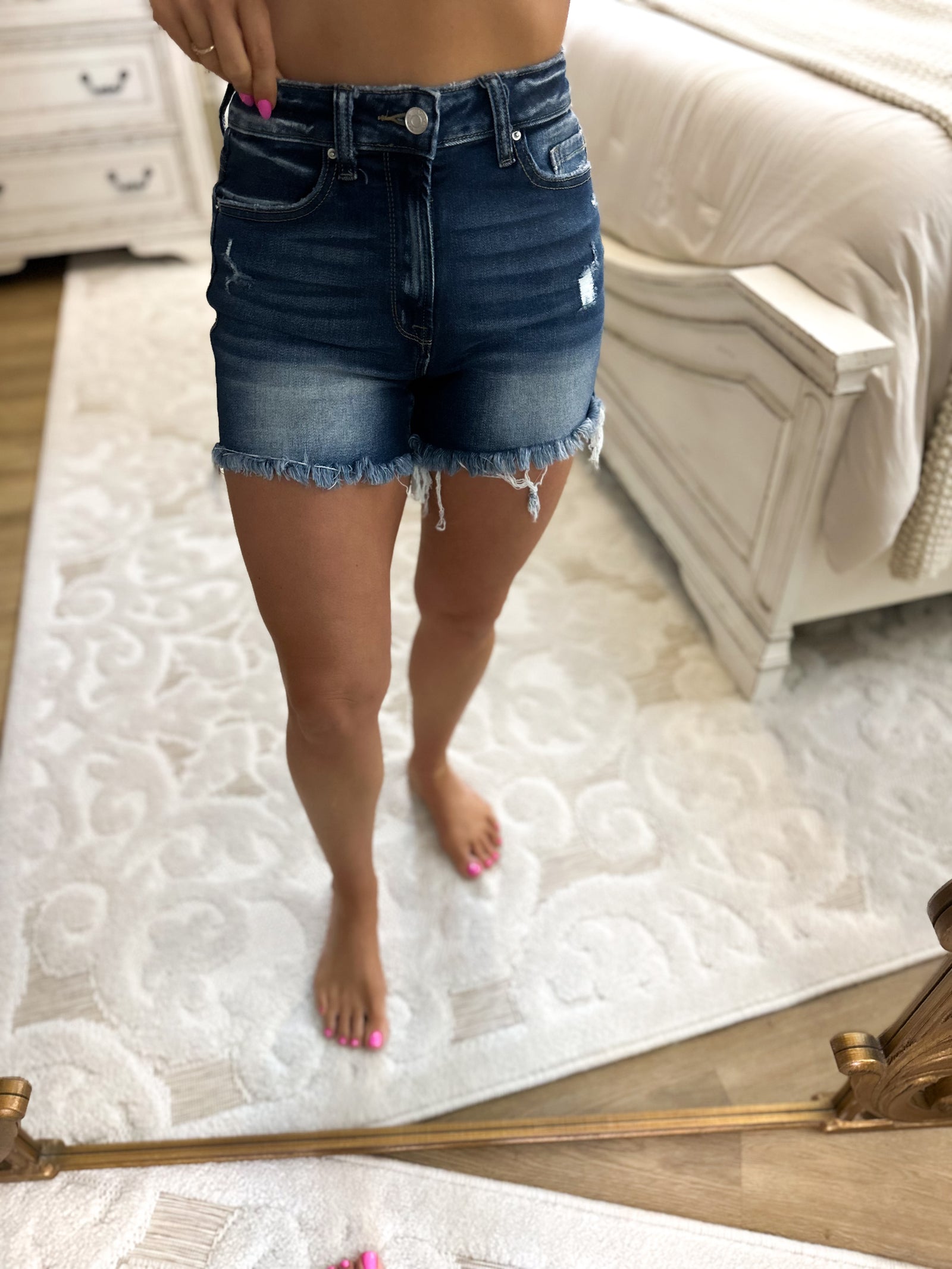 Trey Raw Hem Denim Shorts - Dark Wash