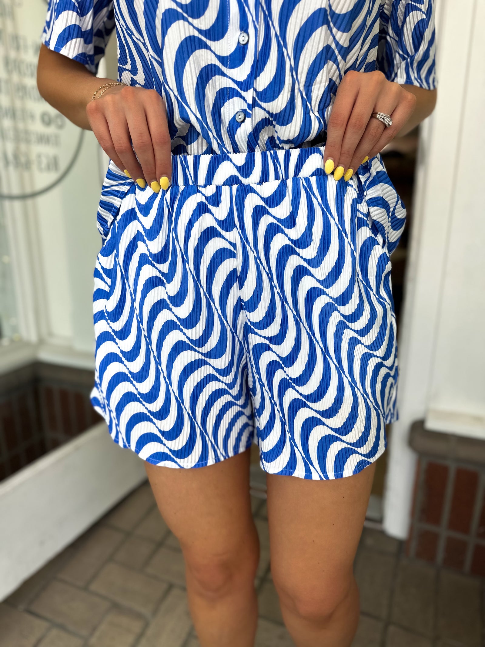 Feeling Groovy Pleated Plisse Shorts