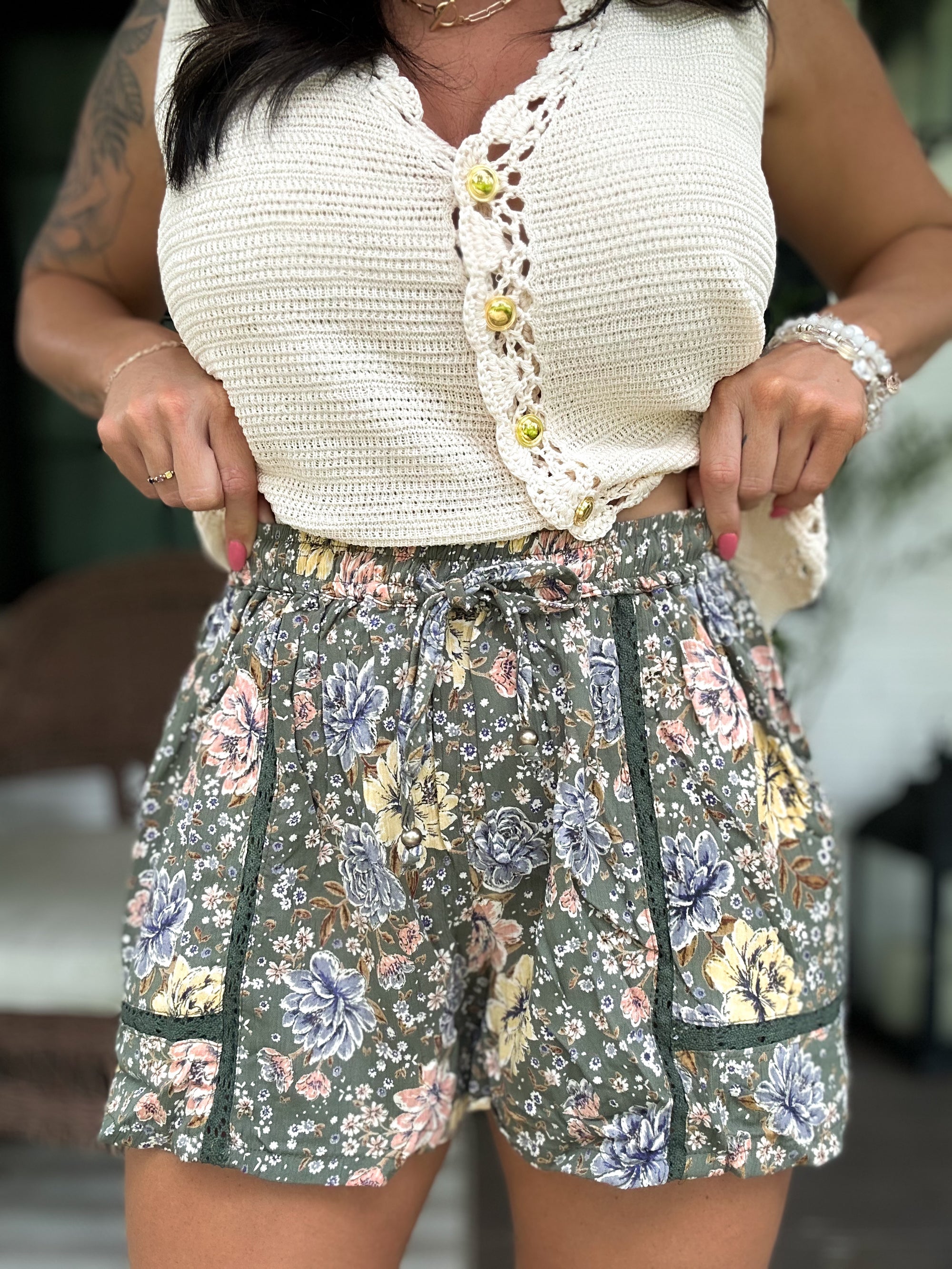 Lettie Floral Print Flowy Shorts