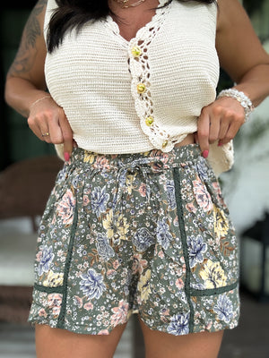 Lettie Floral Print Flowy Shorts