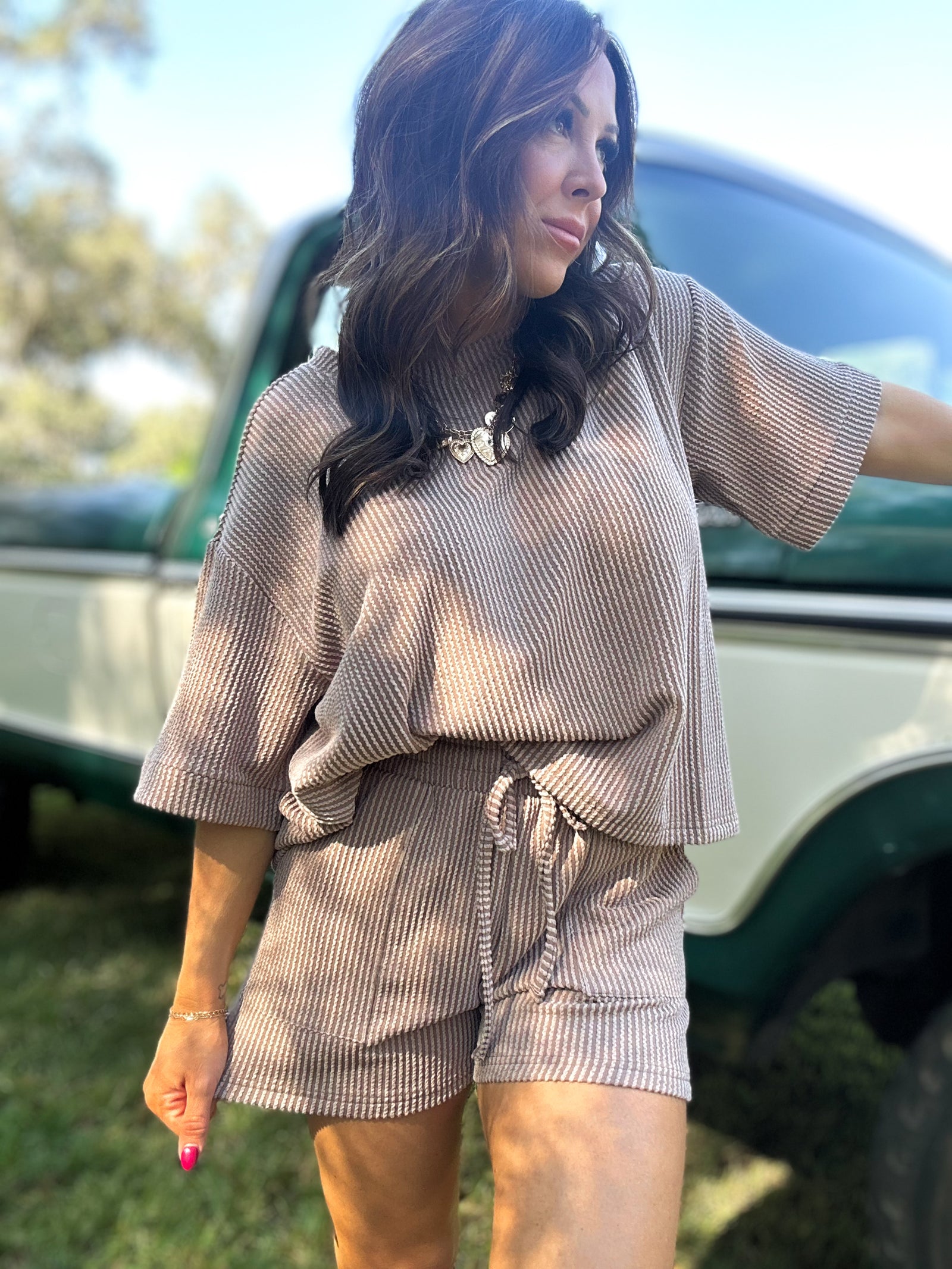 DOORBUSTER - Ali Ribbed Tee - Mocha