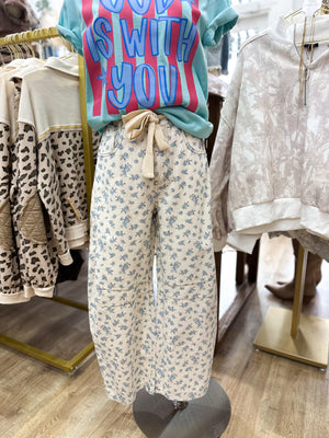 Baylyn Floral Barrel Jeans with Eyelet Belt