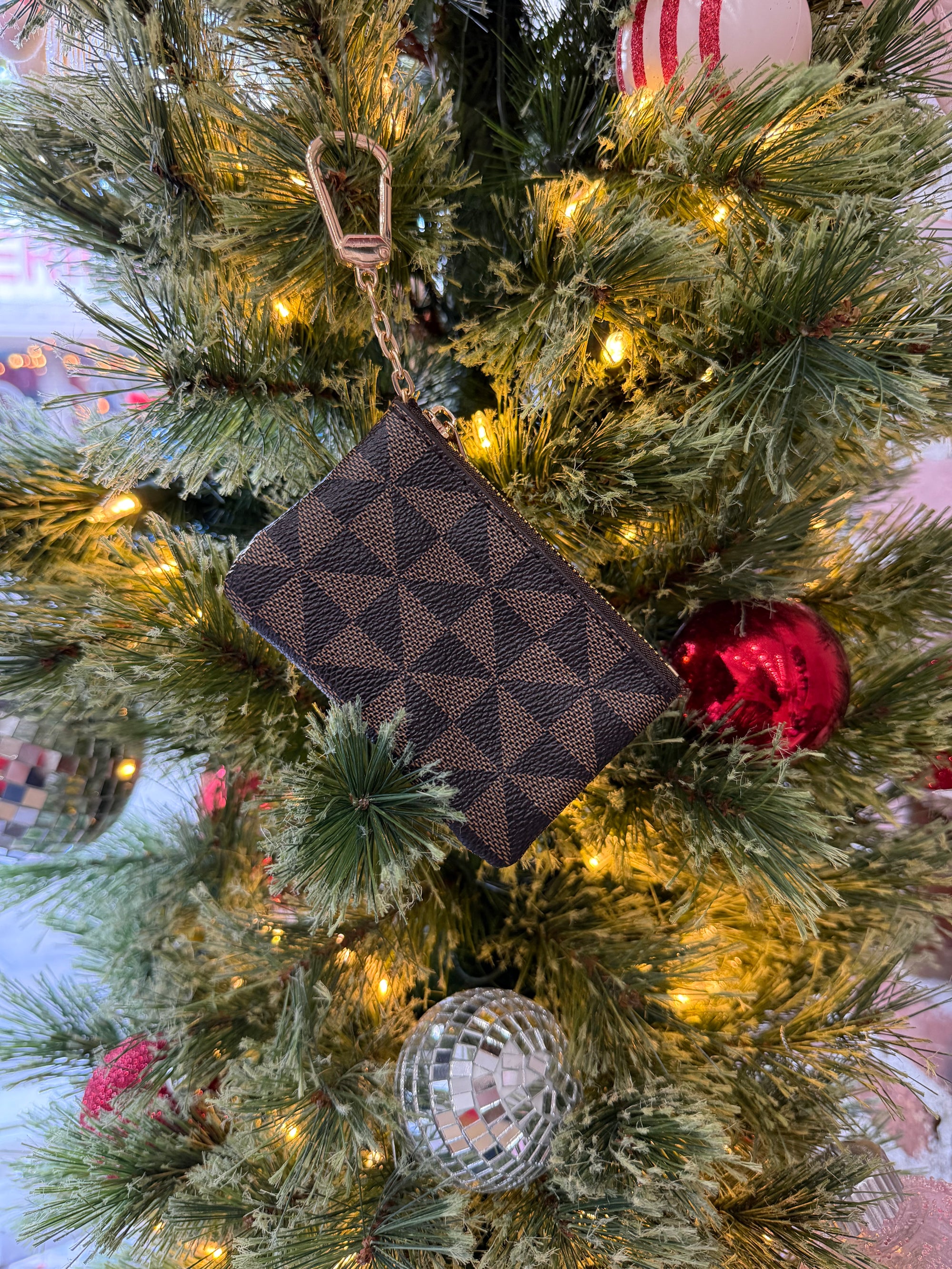 DOORBUSTER - Checkered Keychain Card Holder - Brown