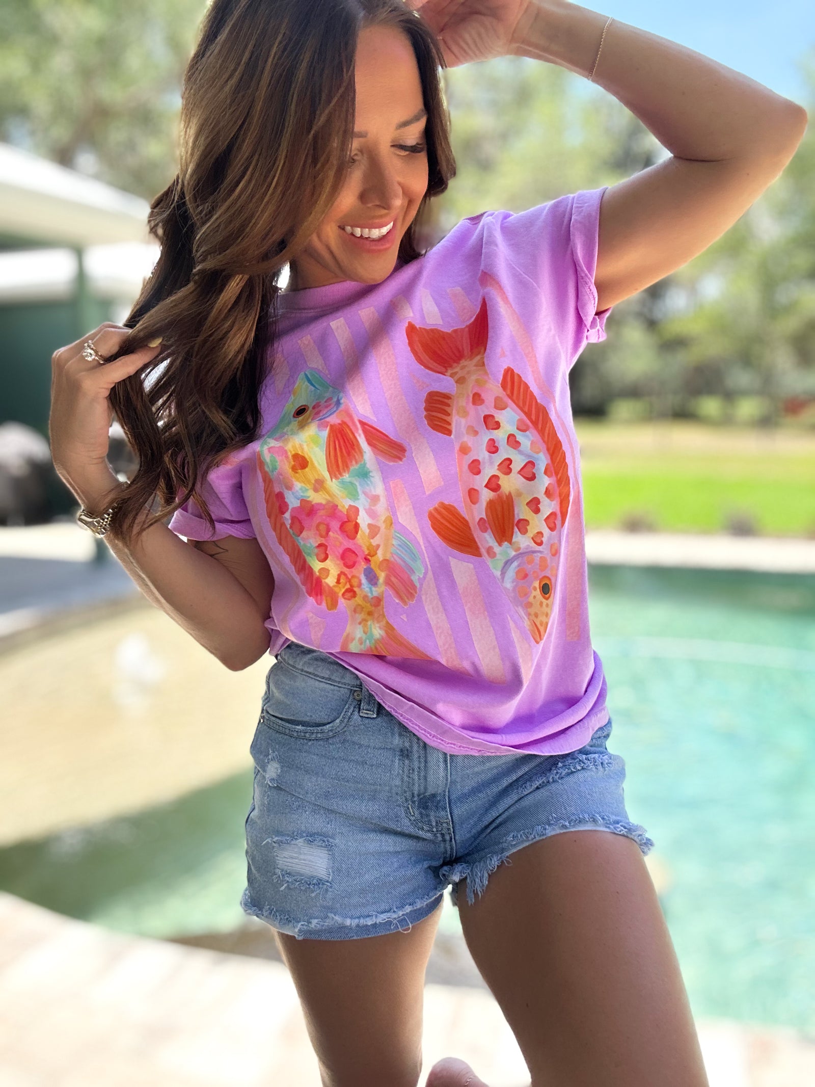 Salty Kisses Comfort Colors Tee - Neon Violet