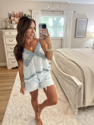 Chesney Comfort Stretch Denim Shorts - Light Wash