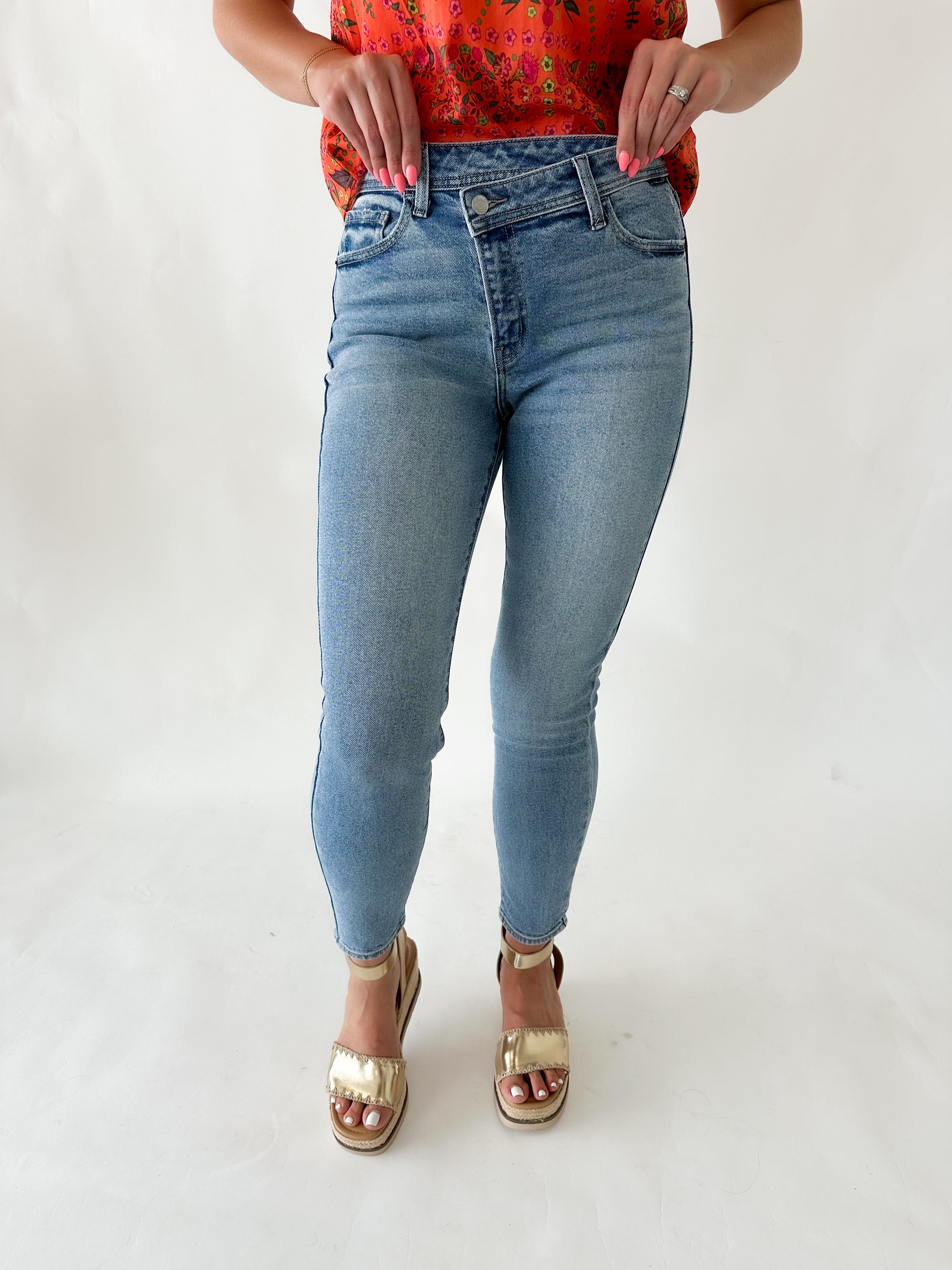 Liz High Rise Cross Over Skinny Jeans