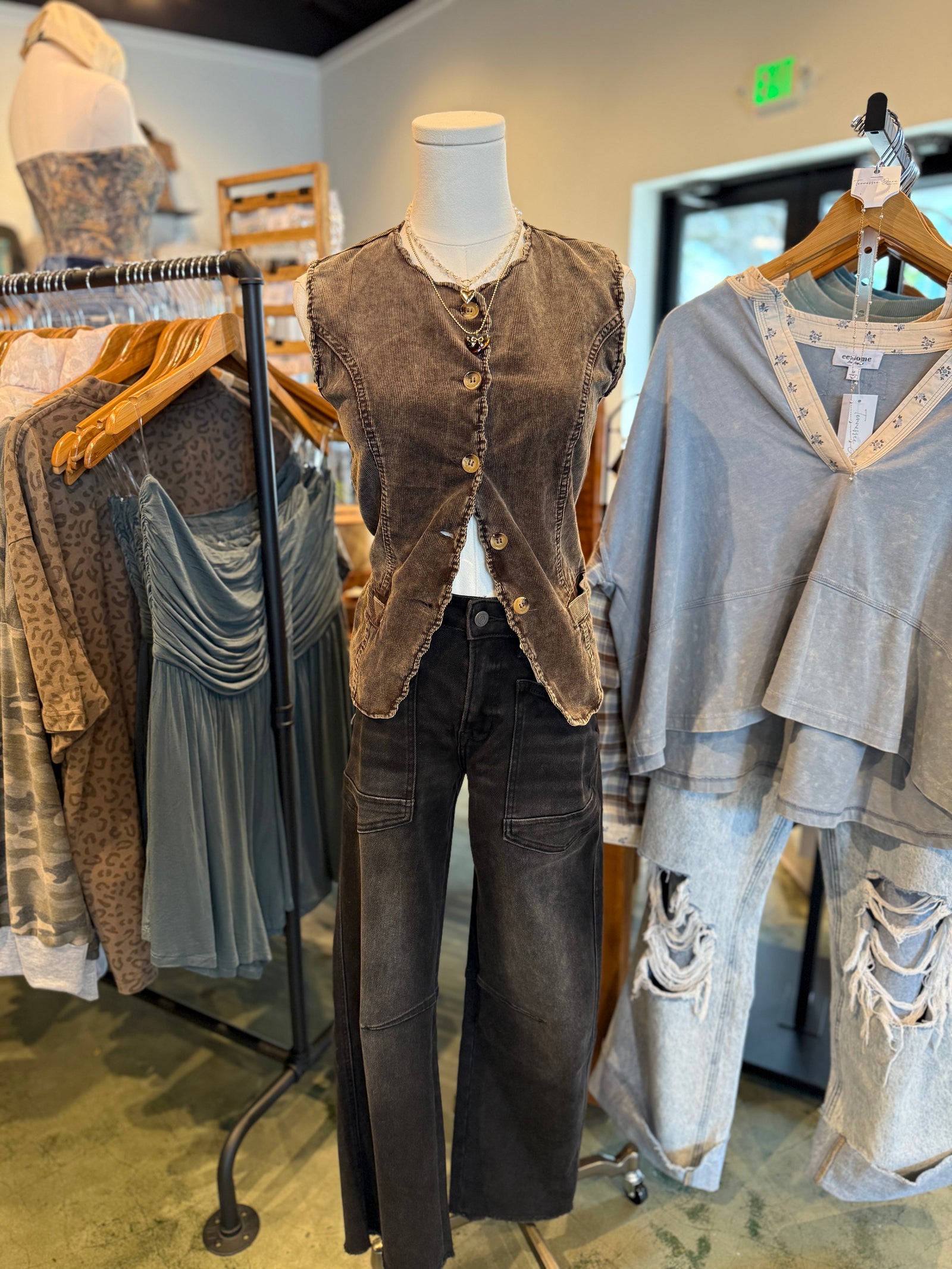 Haylie Ann Washed Corduroy Scalloped Vest