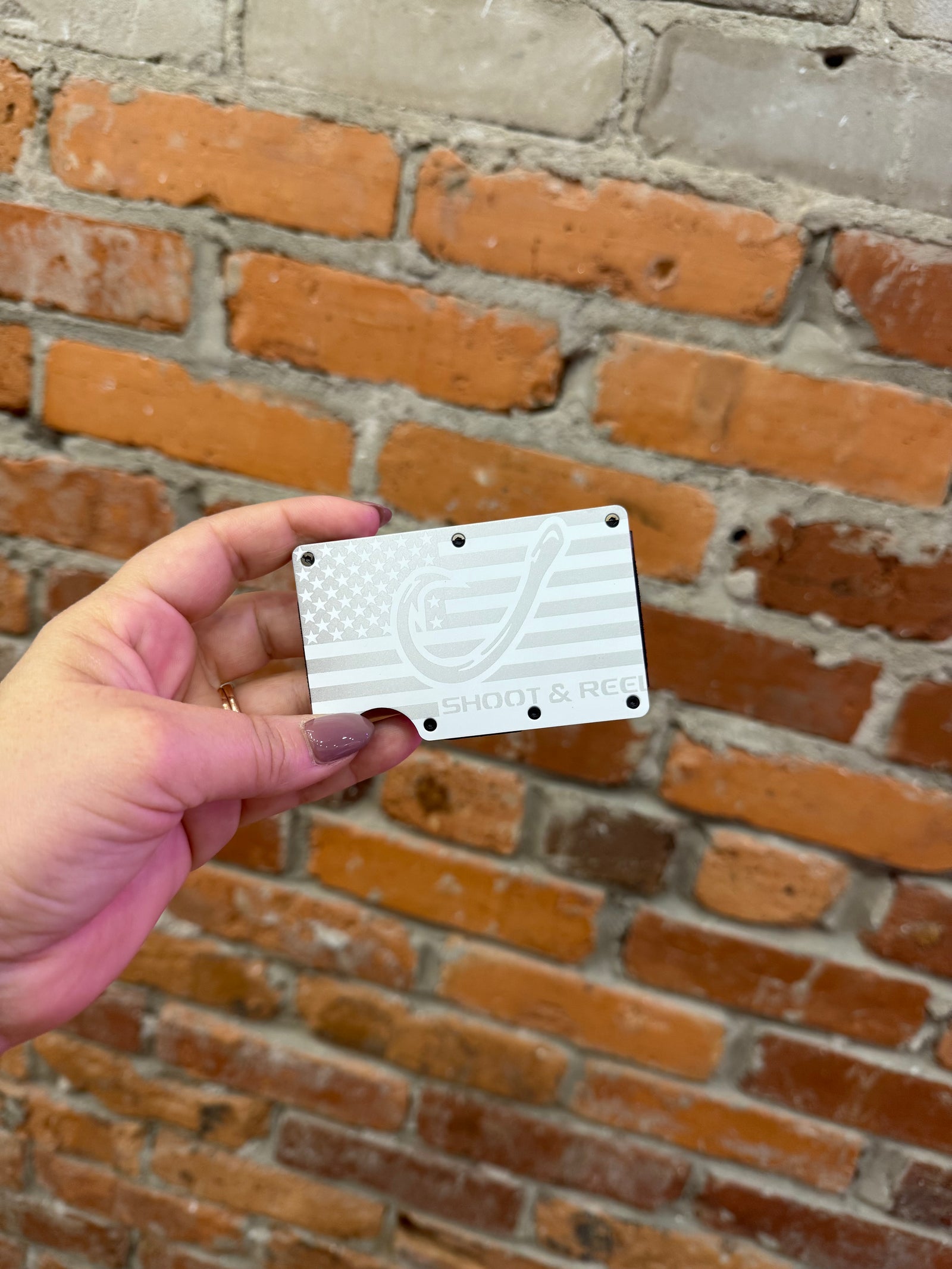 Shoot & Reel Credit Card Wallet- White Flag