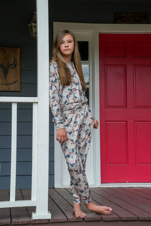 Local Girl Velvet Fleece Joggers - Forest Camo Flora
