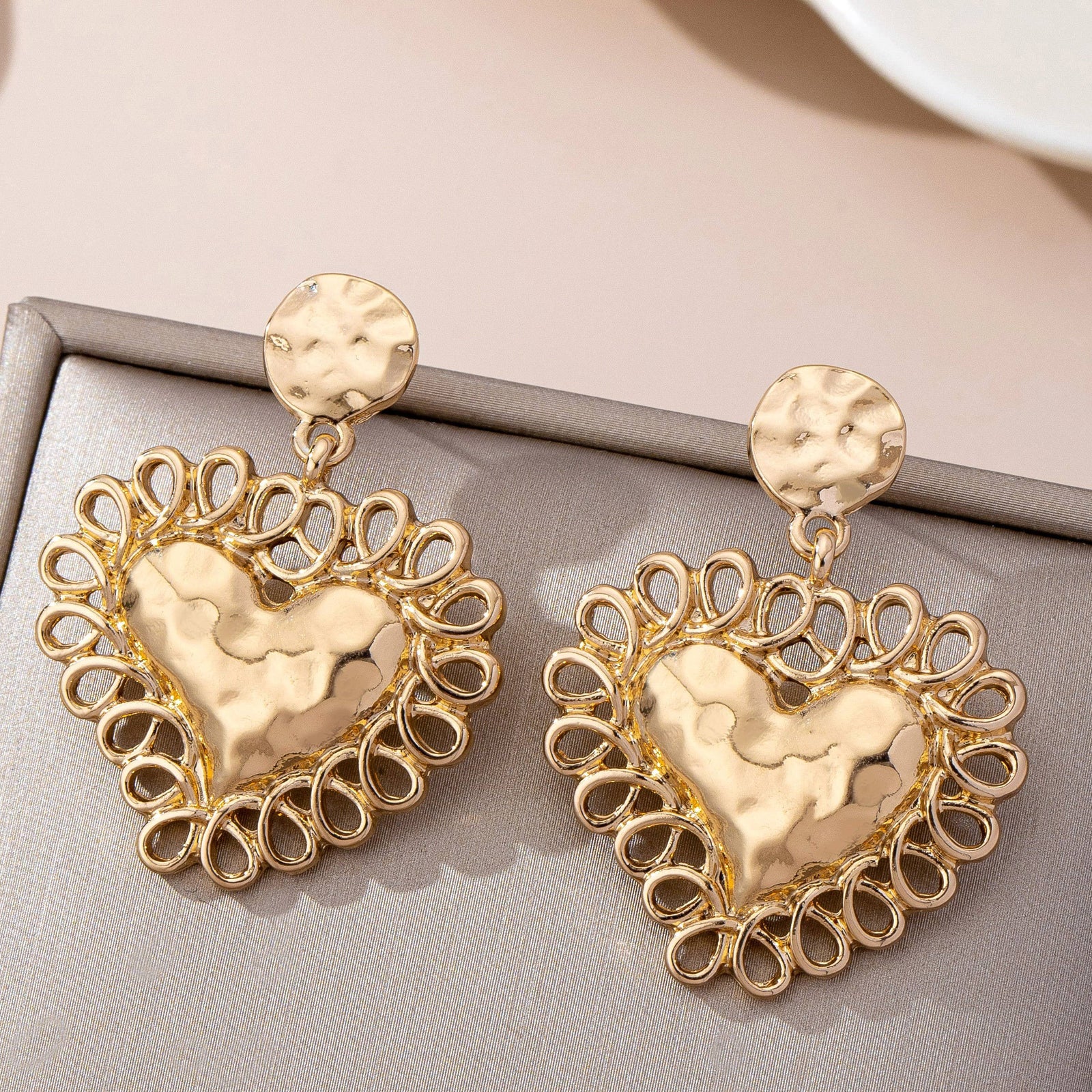 Scalloped Heart Earrings