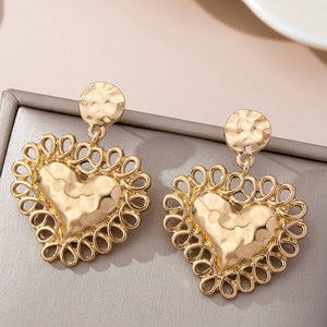 Scalloped Heart Earrings