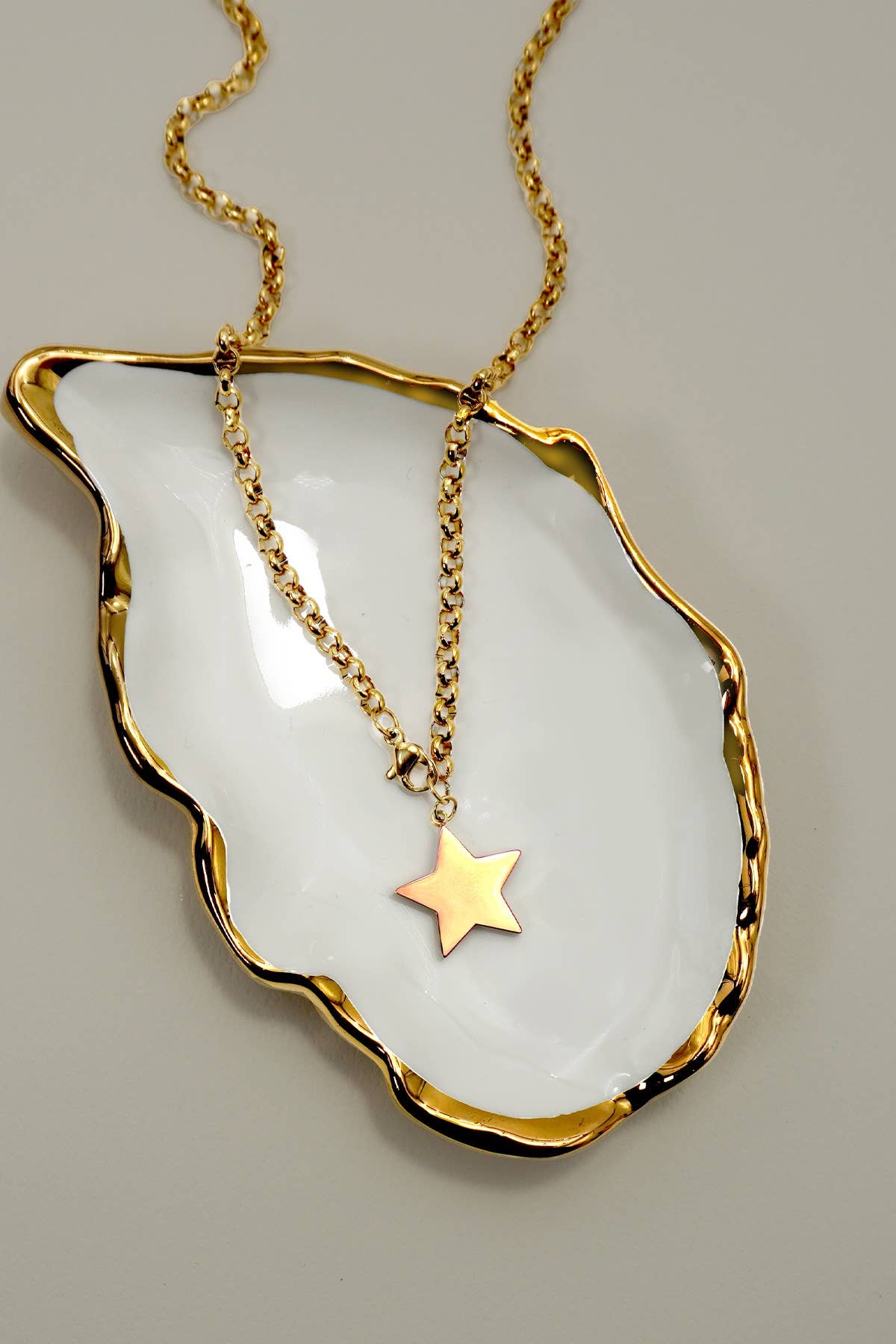 Star Of The Show Necklace