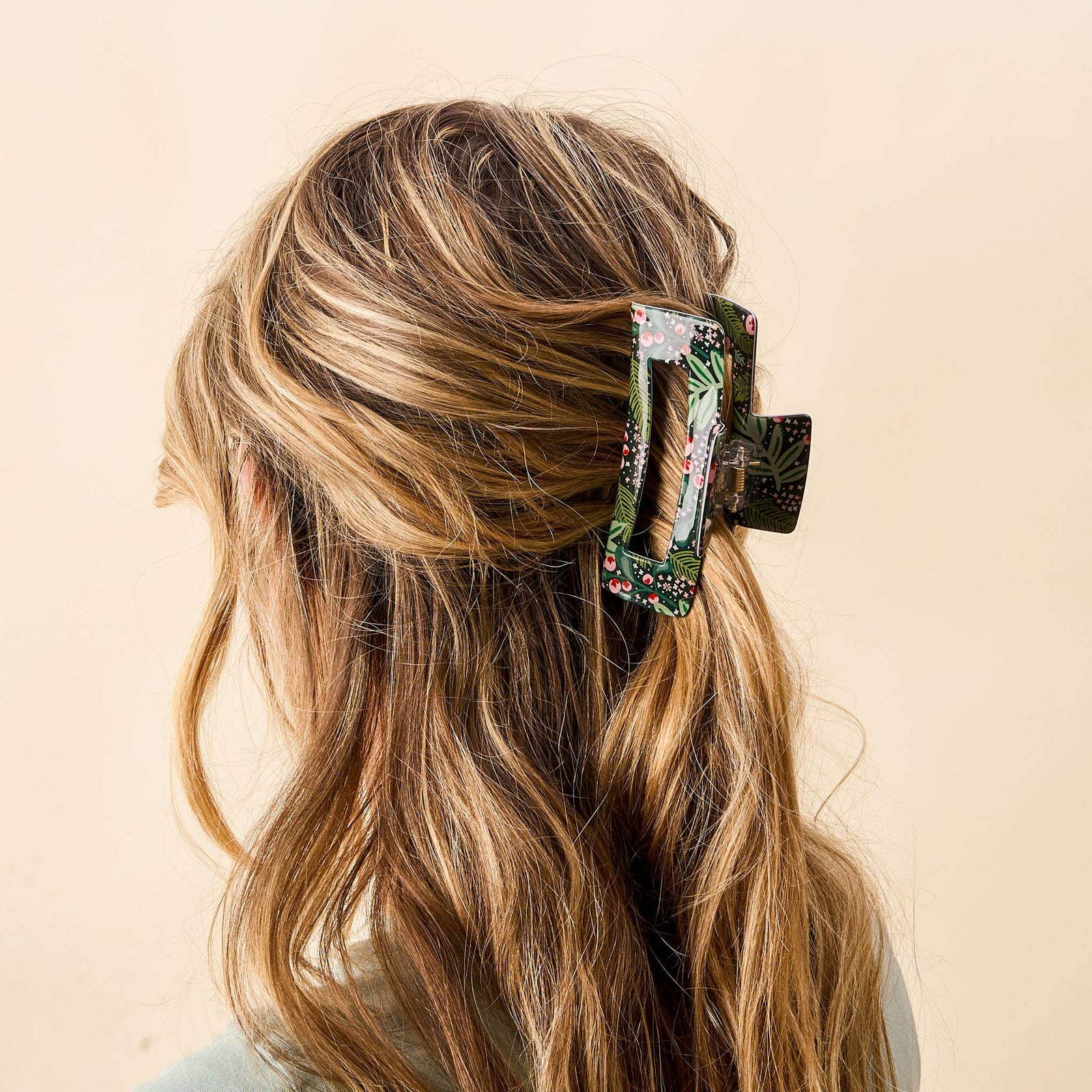 Claw Clip-Jolly Sprig Green