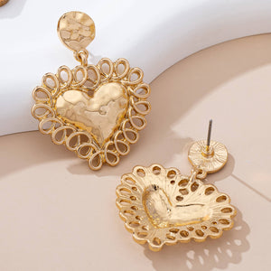 Scalloped Heart Earrings