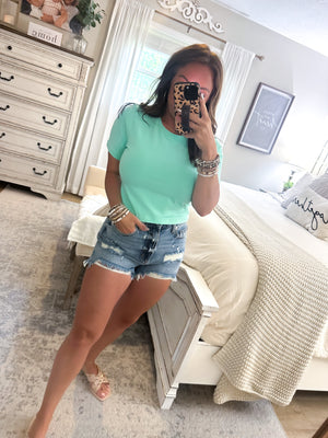 Falling For You Cropped Tee - Mint