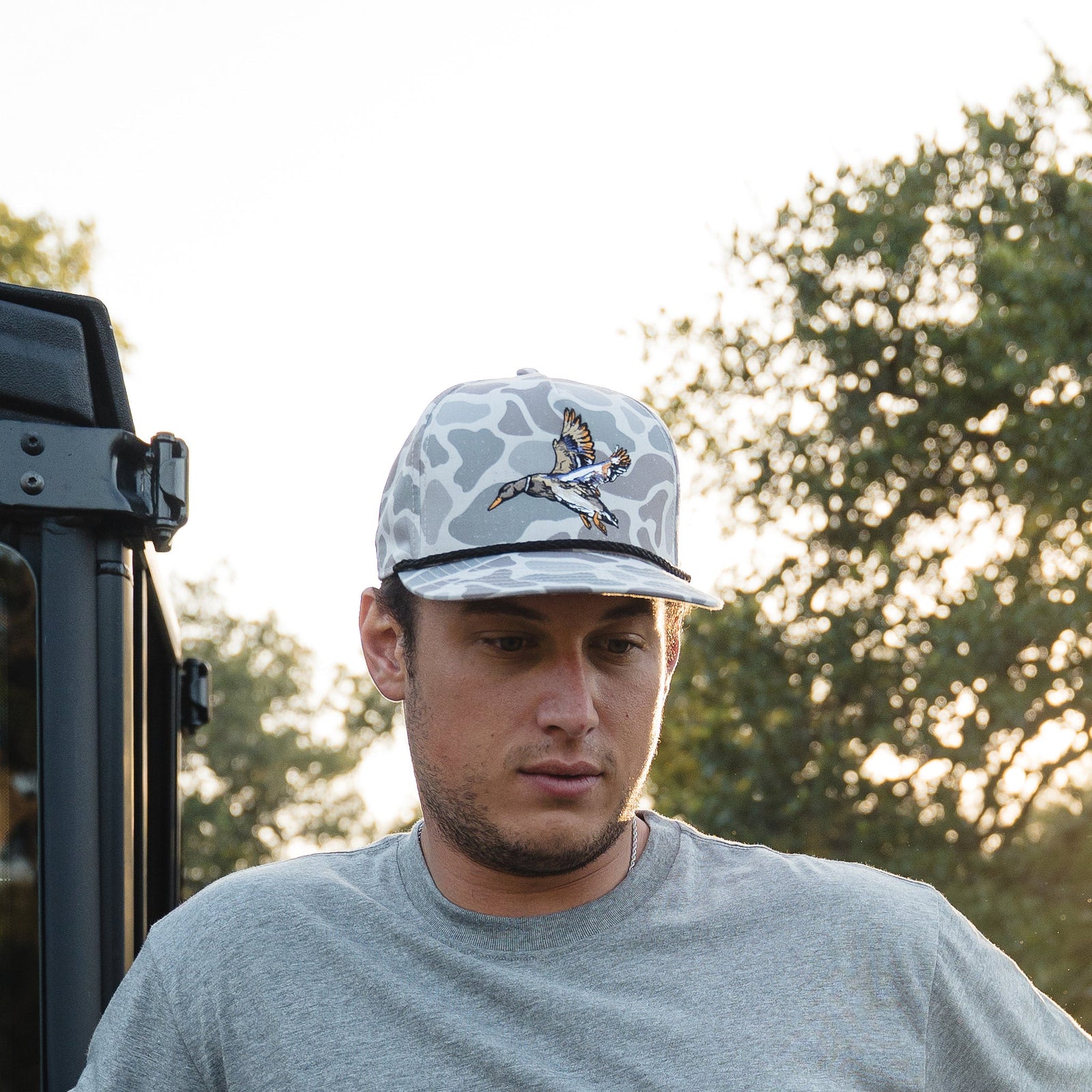 Diving Mallard - Classic Deer Camo Hat