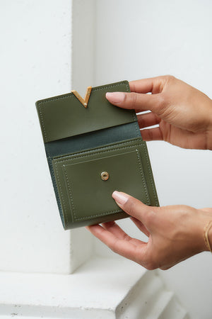 Snap Button Small Wallet - Green