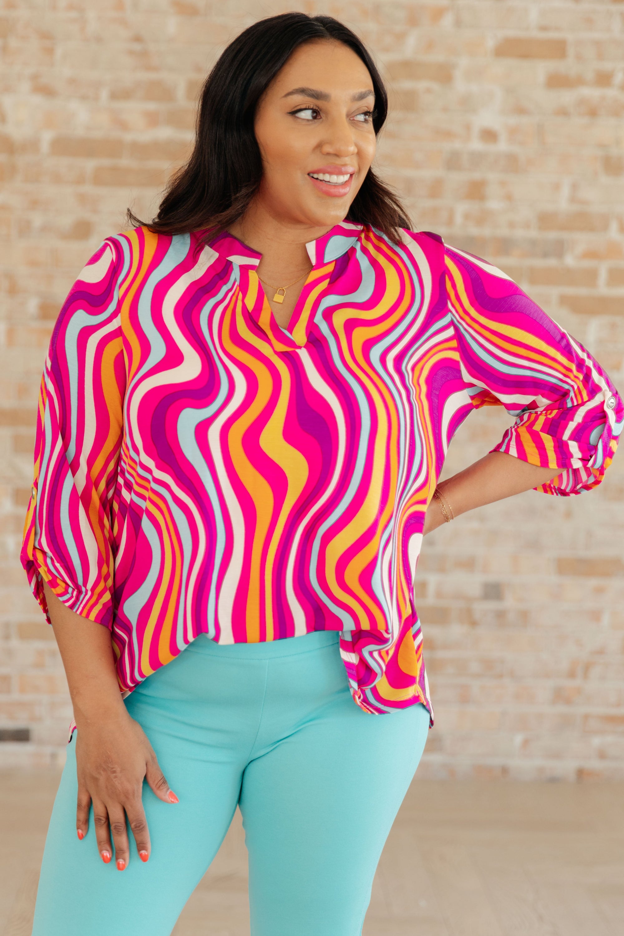 Lizzy Top in Magenta Mod